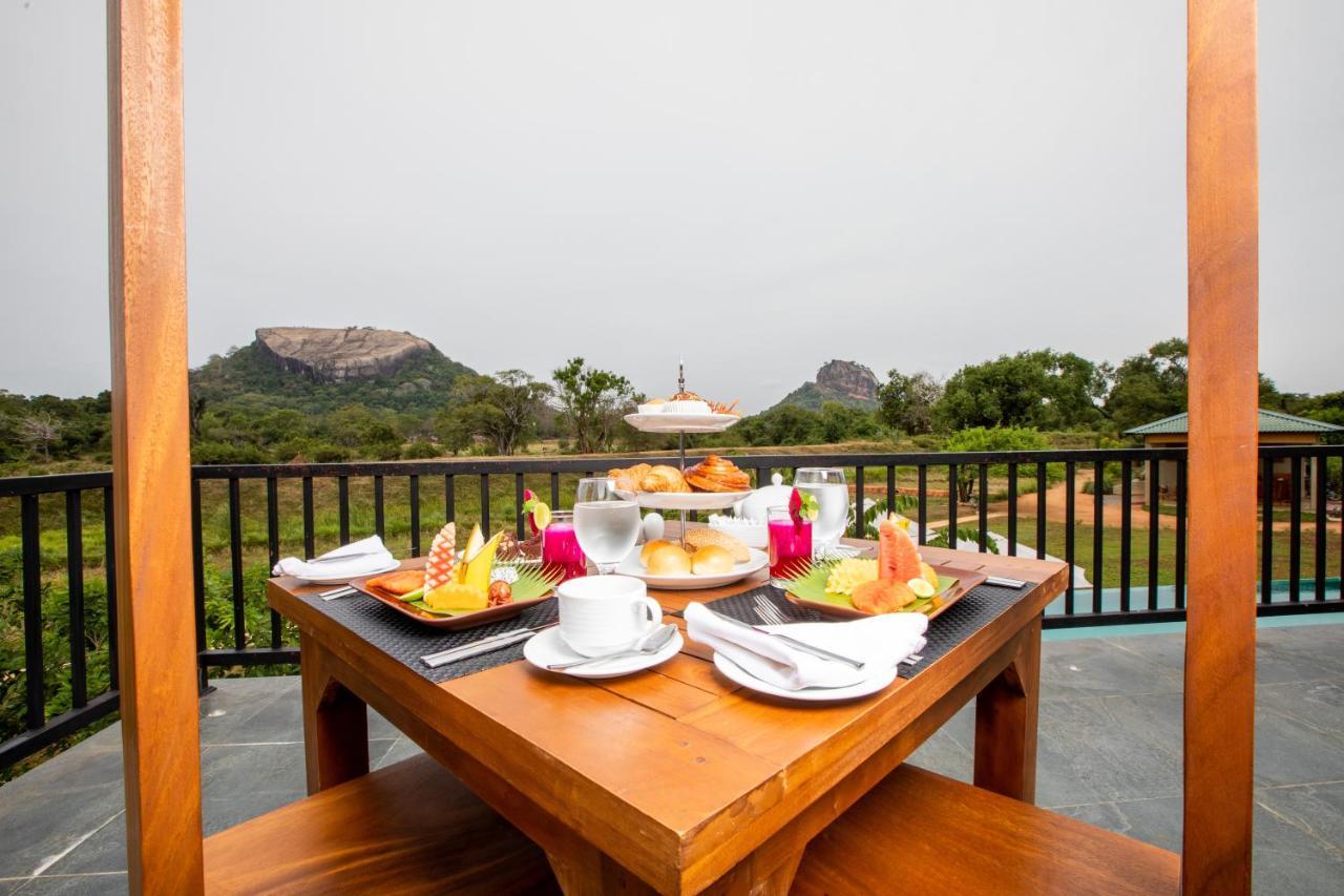 Sigiriya King'S Resort Ngoại thất bức ảnh