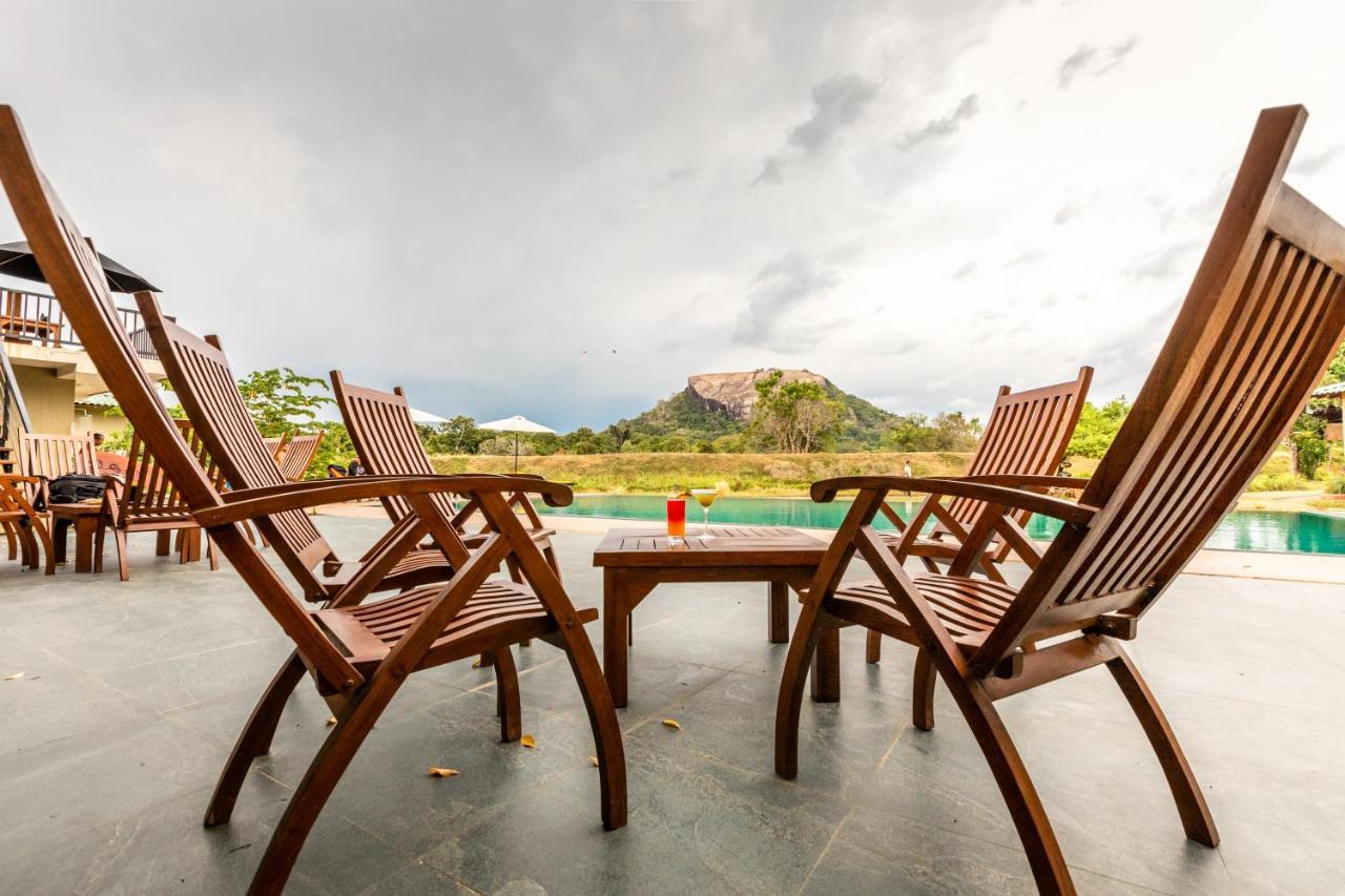 Sigiriya King'S Resort Ngoại thất bức ảnh